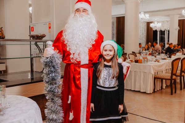 Новогодняя программа